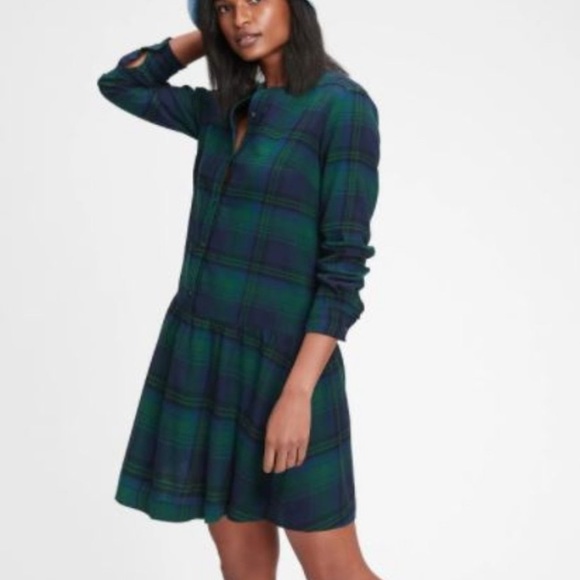 GAP Dresses & Skirts - NWT Apple Picking Plaid Shirtdres